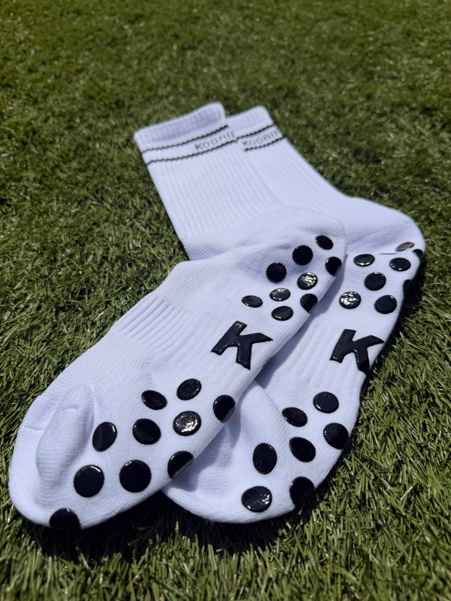 KOgripsocks V2 Wit Anti-Slip Gripsokken voor Voetbal, Fitness & Sport
